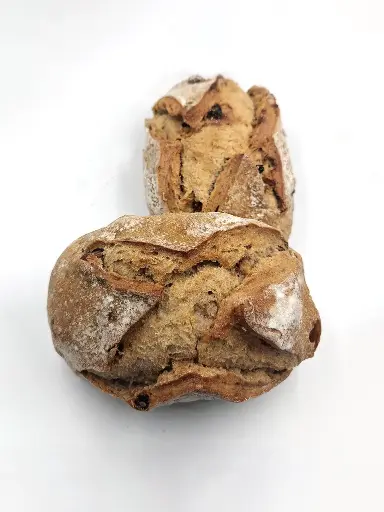 Zuurdesembrood noten