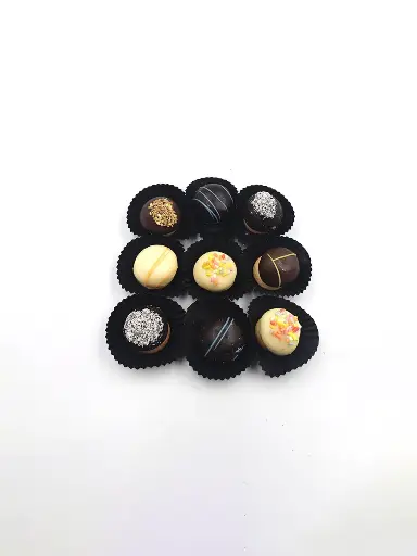 Petit four met boterroom